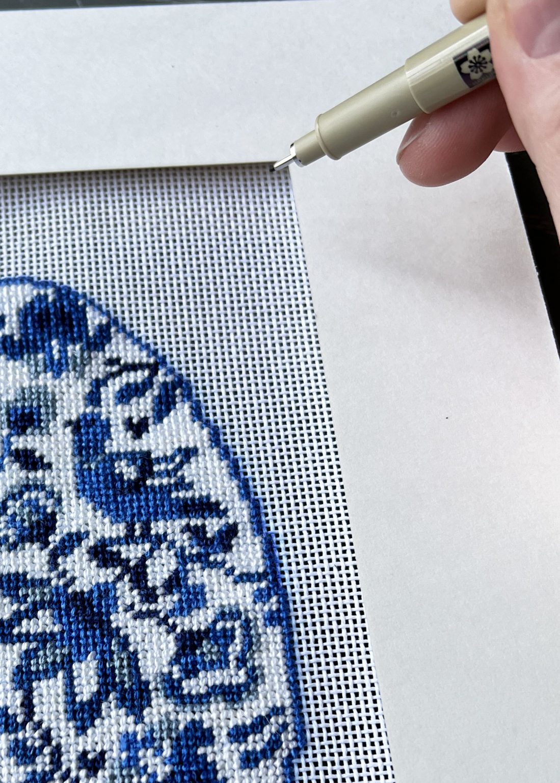 Needlepoint Eggcellent SelfFinishing Needlepoint for Spring!